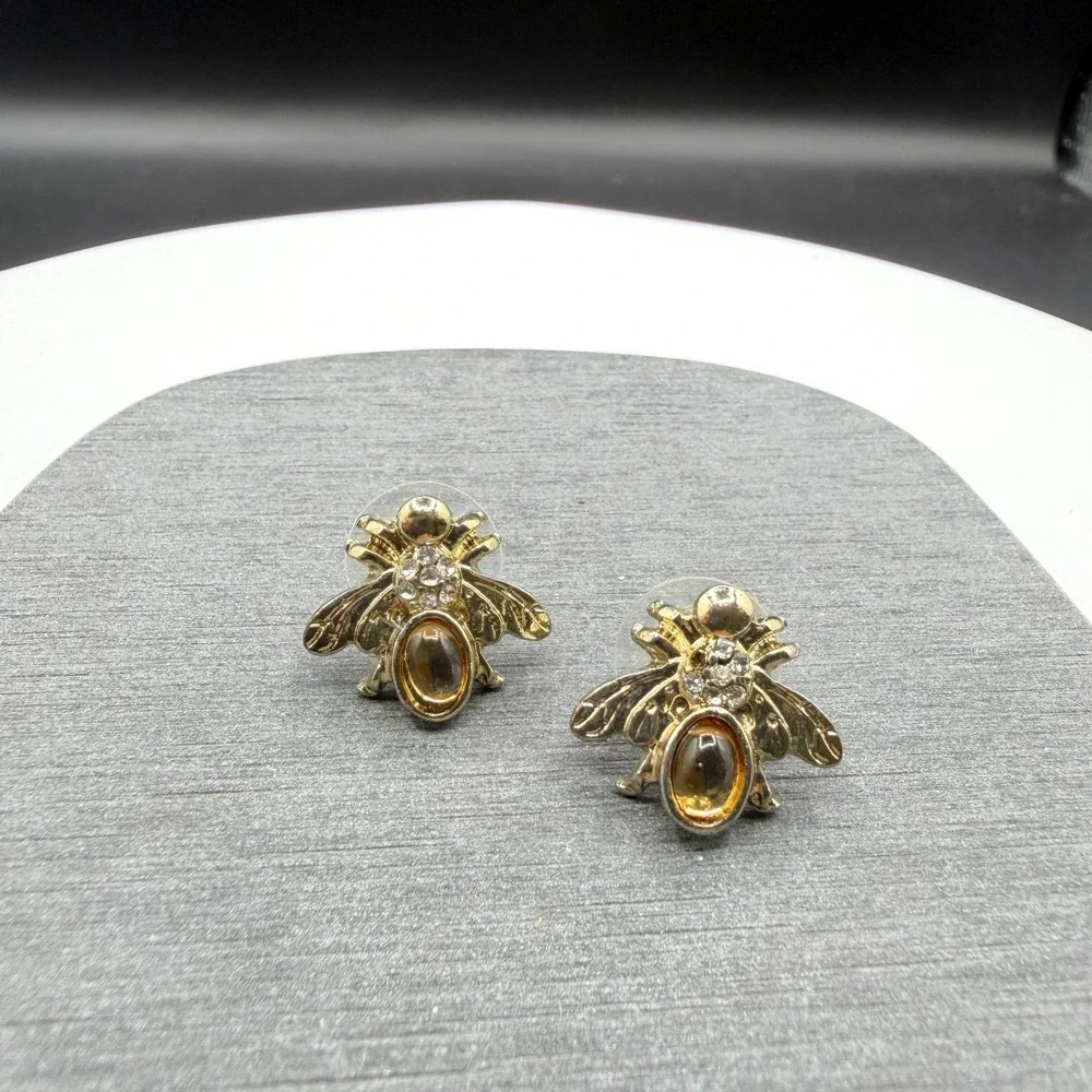 Amber & Gold Tone Bee Stud Earrings Rhinestone Insect Statement Jewelry Pierced